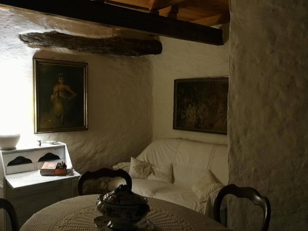 Casale Maria Mafalda Pieve di Teco Kültér fotó