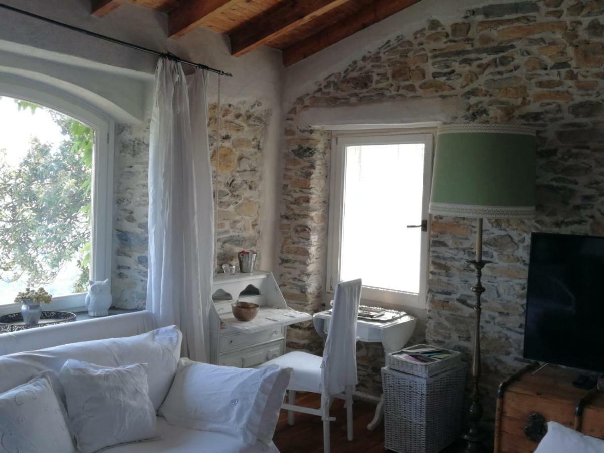 Casale Maria Mafalda Pieve di Teco Kültér fotó