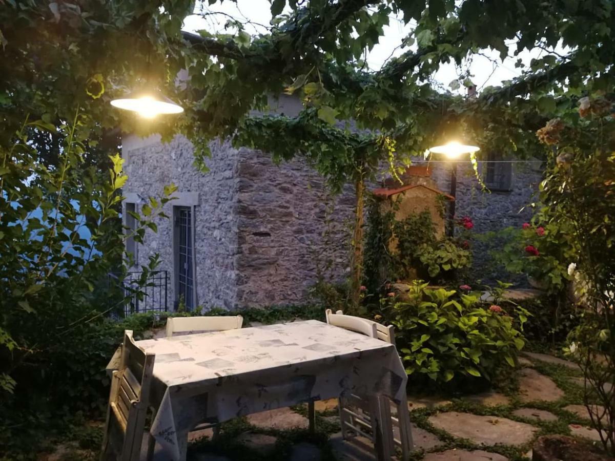 Casale Maria Mafalda Pieve di Teco Kültér fotó