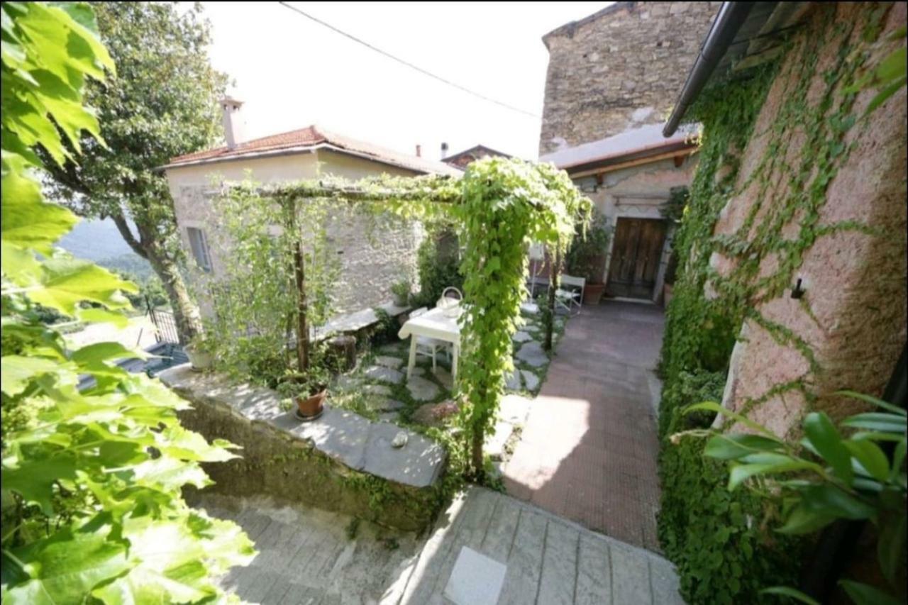Casale Maria Mafalda Pieve di Teco Kültér fotó